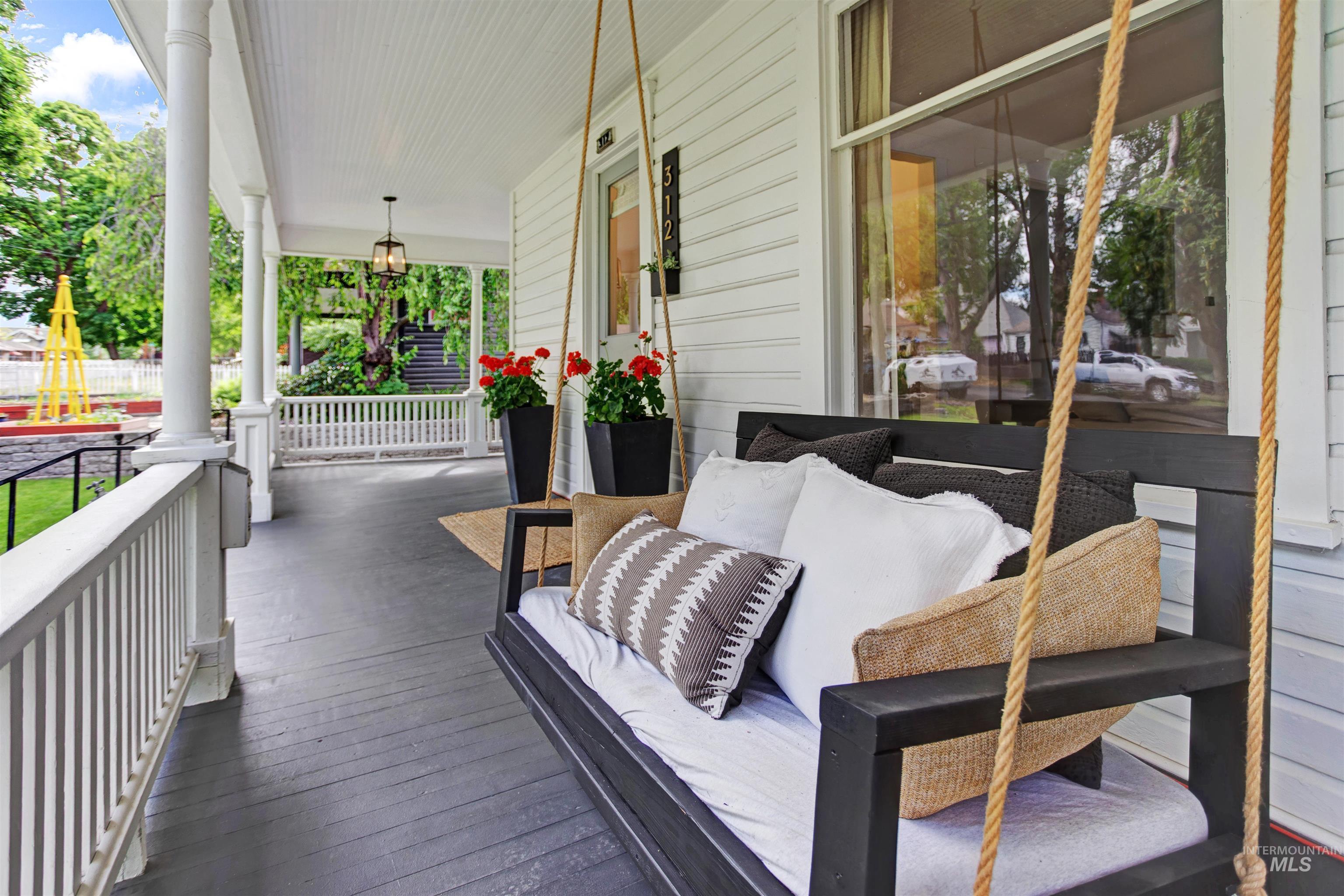 312 4th Ave, Lewiston, Idaho 83501, 4 Bedrooms, 2.5 Bathrooms, Residential For Sale, Price $579,000, 98947029