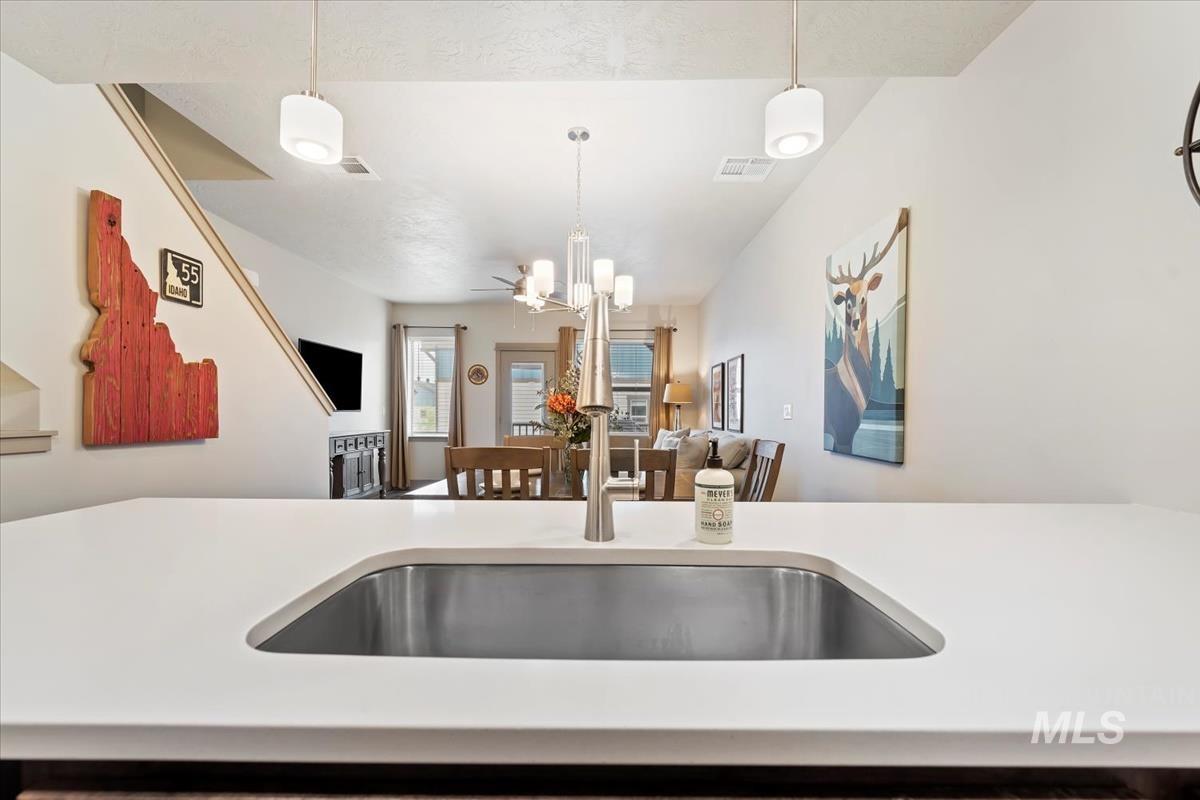 302 Broken Creek, McCall, Idaho 83638, 3 Bedrooms, 3 Bathrooms, Residential For Sale, Price $545,000, 98947046