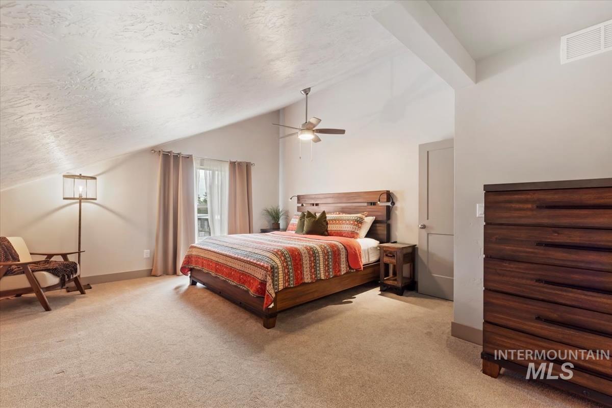 302 Broken Creek, McCall, Idaho 83638, 3 Bedrooms, 3 Bathrooms, Residential For Sale, Price $545,000, 98947046