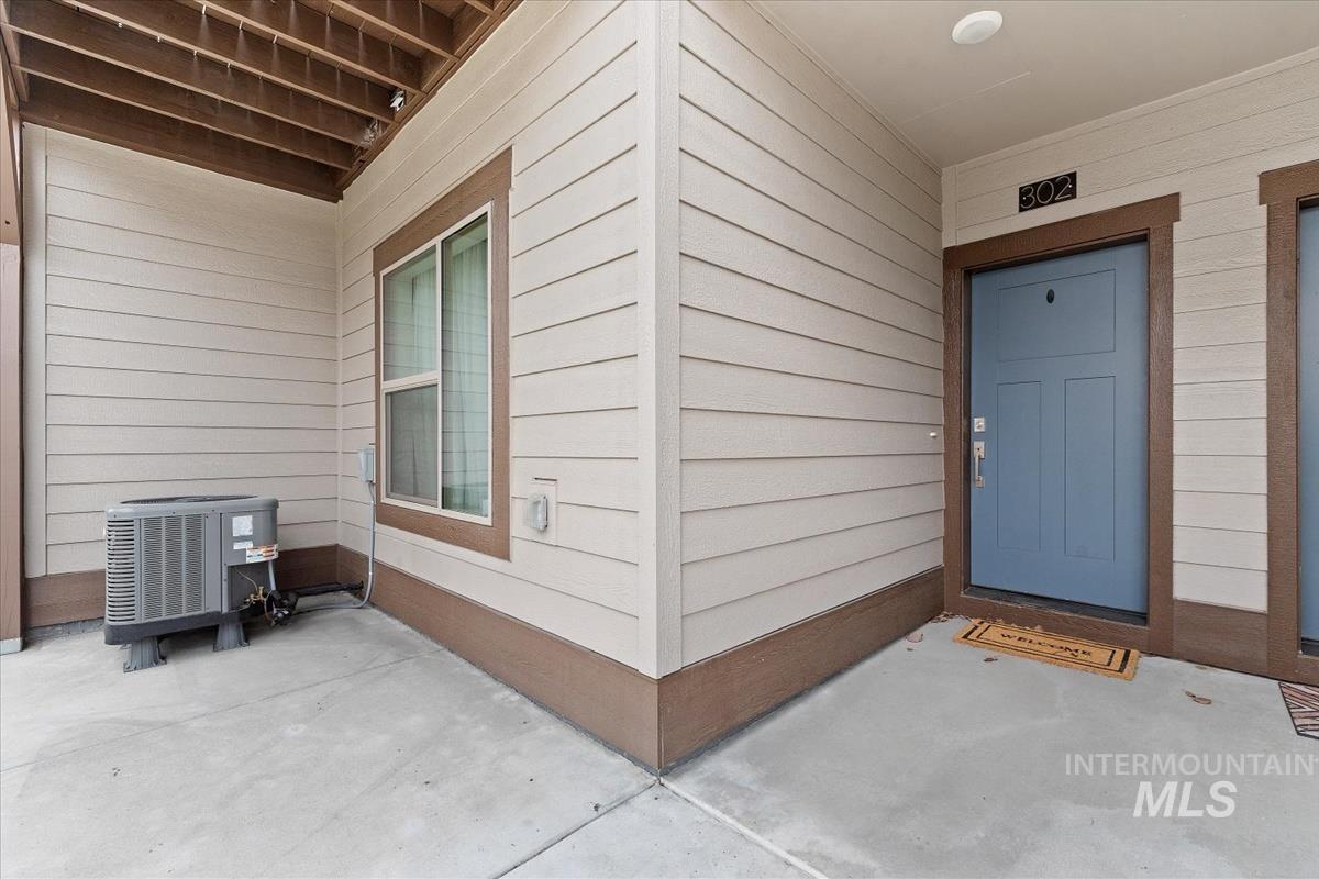 302 Broken Creek, McCall, Idaho 83638, 3 Bedrooms, 3 Bathrooms, Residential For Sale, Price $545,000, 98947046