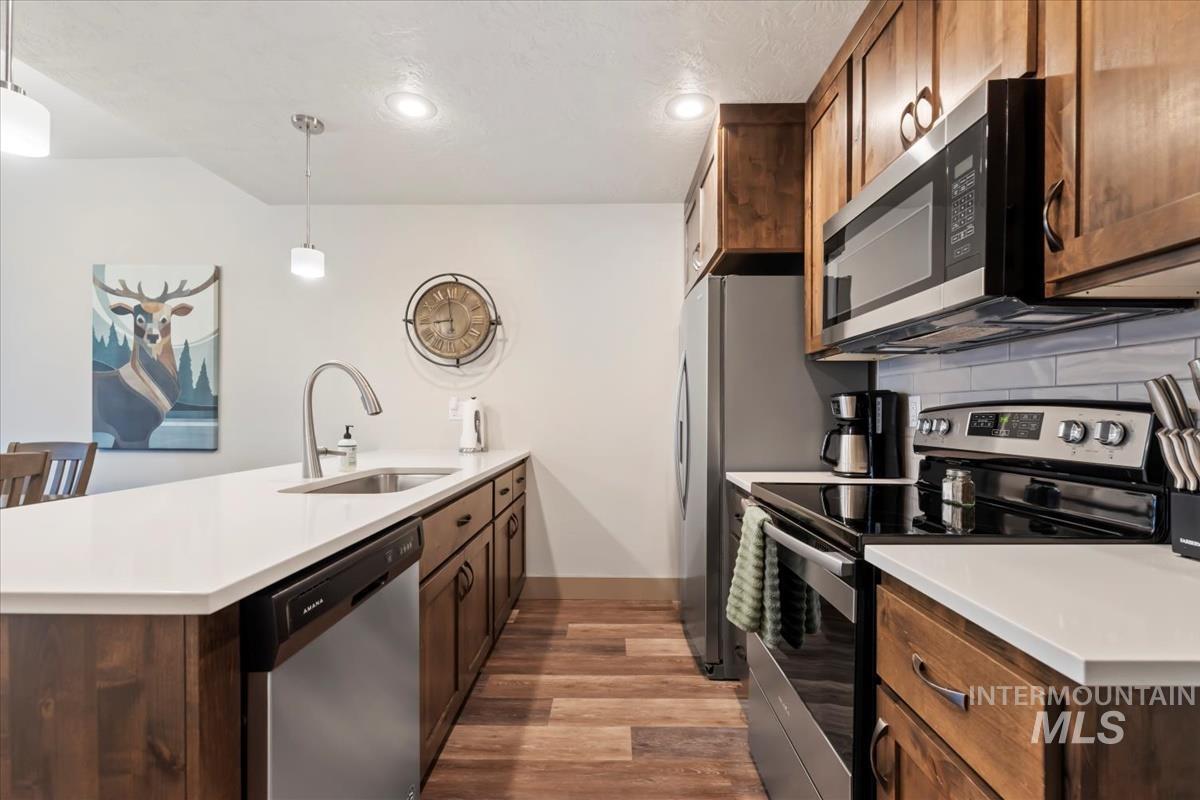 302 Broken Creek, McCall, Idaho 83638, 3 Bedrooms, 3 Bathrooms, Residential For Sale, Price $545,000, 98947046