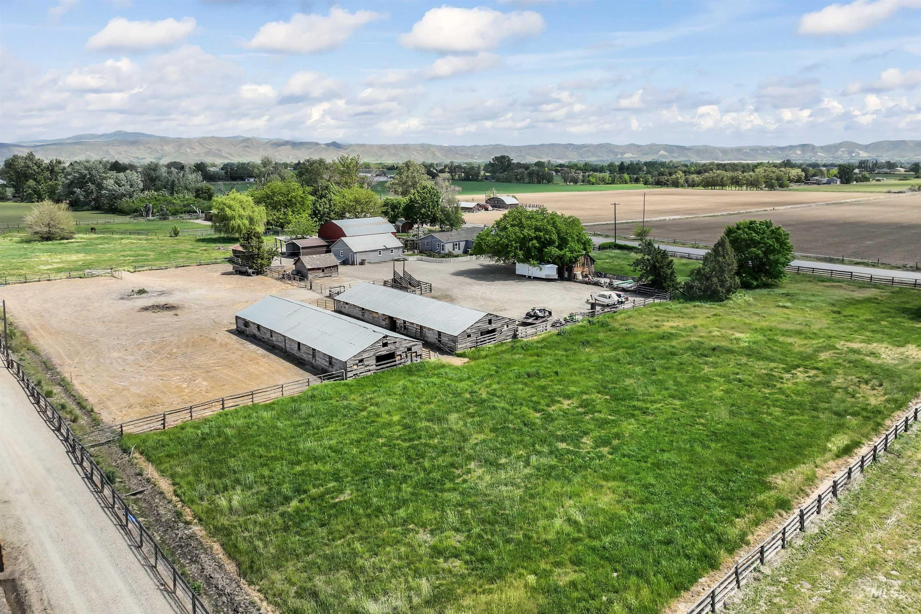 1444 W Black Canyon Hwy, Emmett, Idaho 83617, 4 Bedrooms, 2 Bathrooms, Residential For Sale, Price $850,000, 98947054