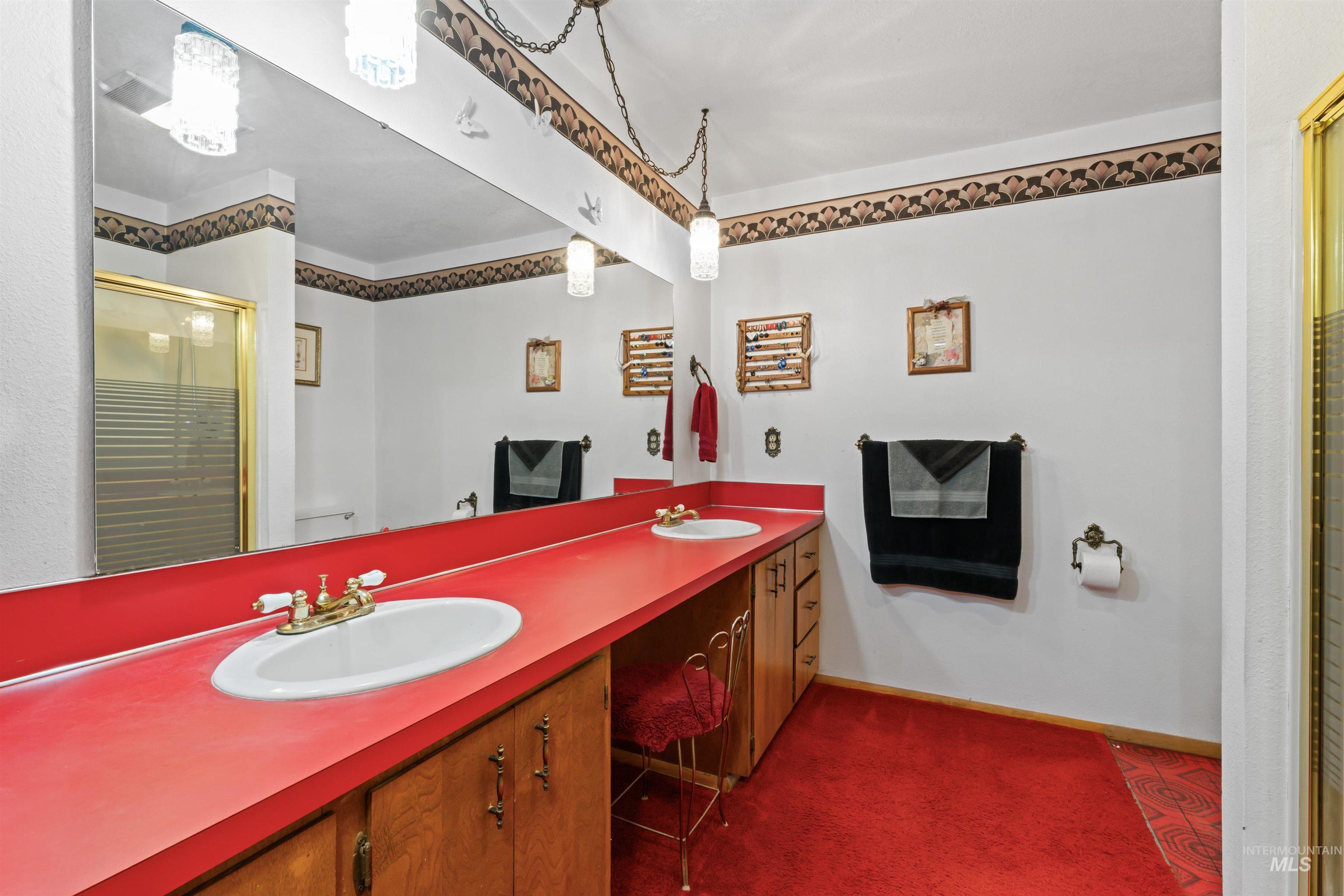 1444 W Black Canyon Hwy, Emmett, Idaho 83617, 4 Bedrooms, 2 Bathrooms, Residential For Sale, Price $850,000, 98947054