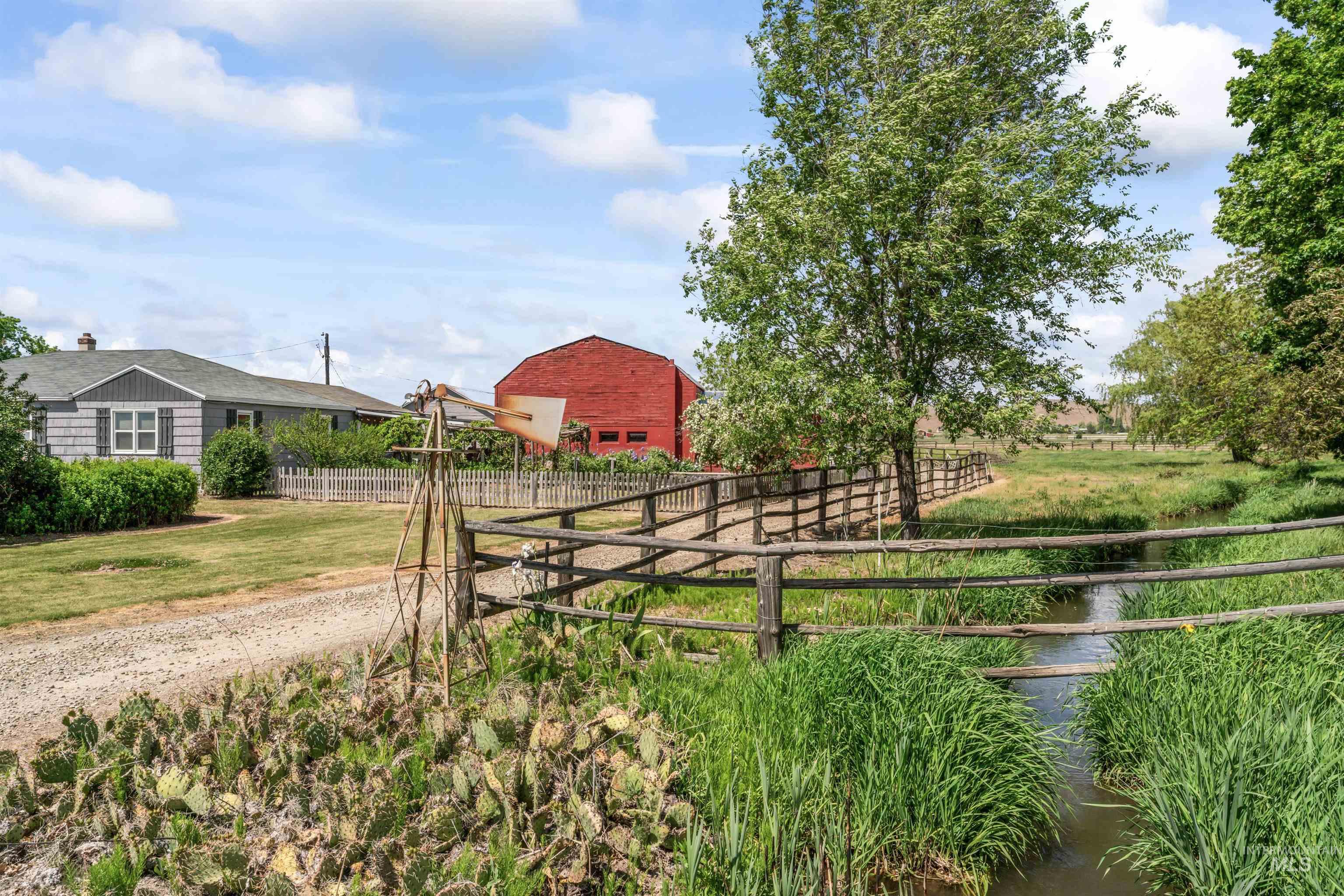 1444 W Black Canyon Hwy, Emmett, Idaho 83617, 4 Bedrooms, 2 Bathrooms, Residential For Sale, Price $850,000, 98947054