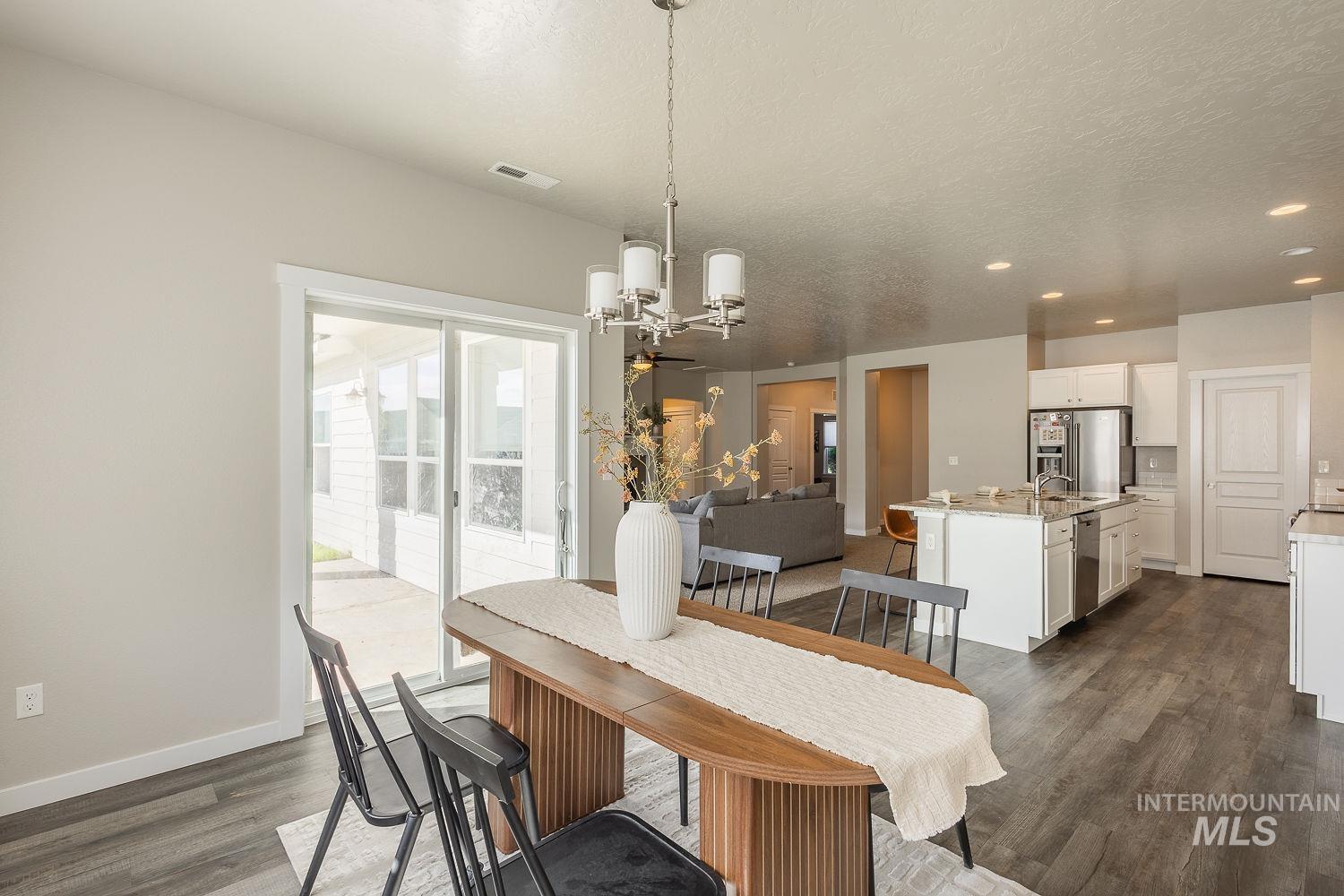 2578 N Iditarod, Kuna, Idaho 83634, 4 Bedrooms, 2 Bathrooms, Residential For Sale, Price $515,000, 98947072