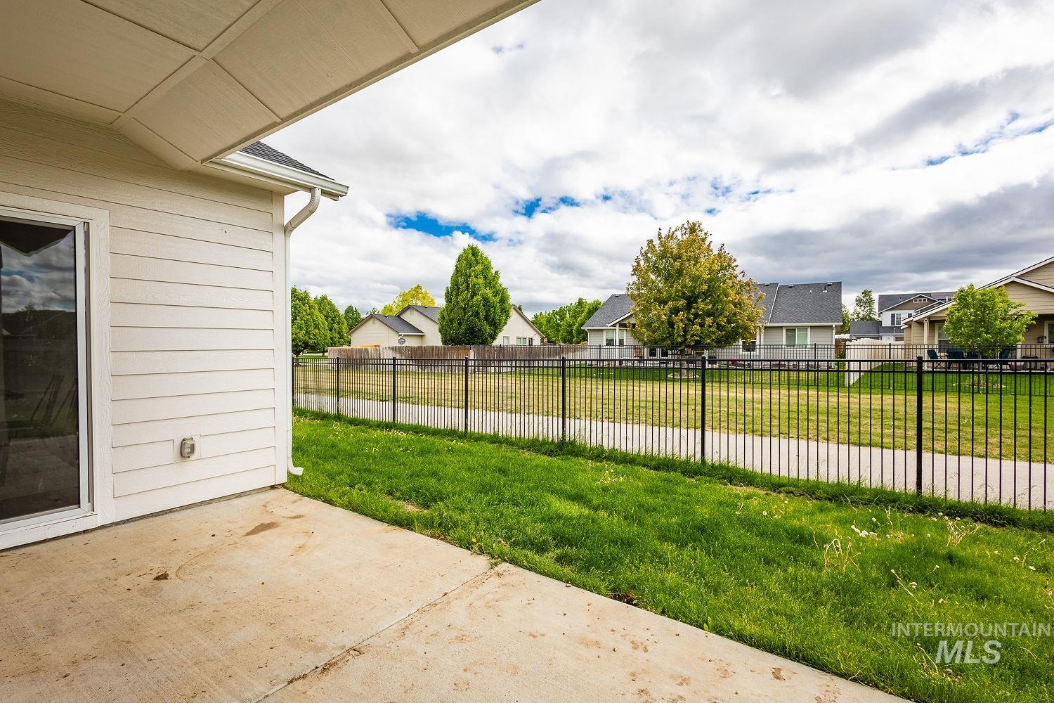 2578 N Iditarod, Kuna, Idaho 83634, 4 Bedrooms, 2 Bathrooms, Residential For Sale, Price $515,000, 98947072