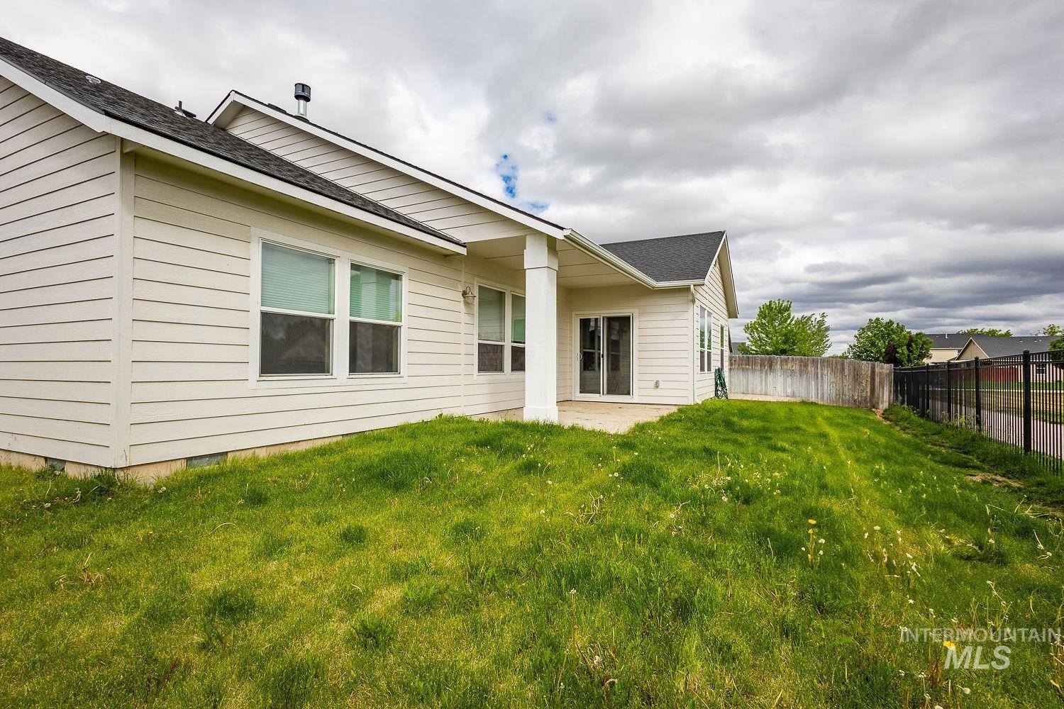 2578 N Iditarod, Kuna, Idaho 83634, 4 Bedrooms, 2 Bathrooms, Residential For Sale, Price $515,000, 98947072