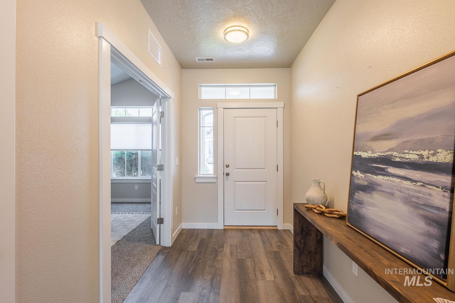 2578 N Iditarod, Kuna, Idaho 83634, 4 Bedrooms, 2 Bathrooms, Residential For Sale, Price $515,000, 98947072