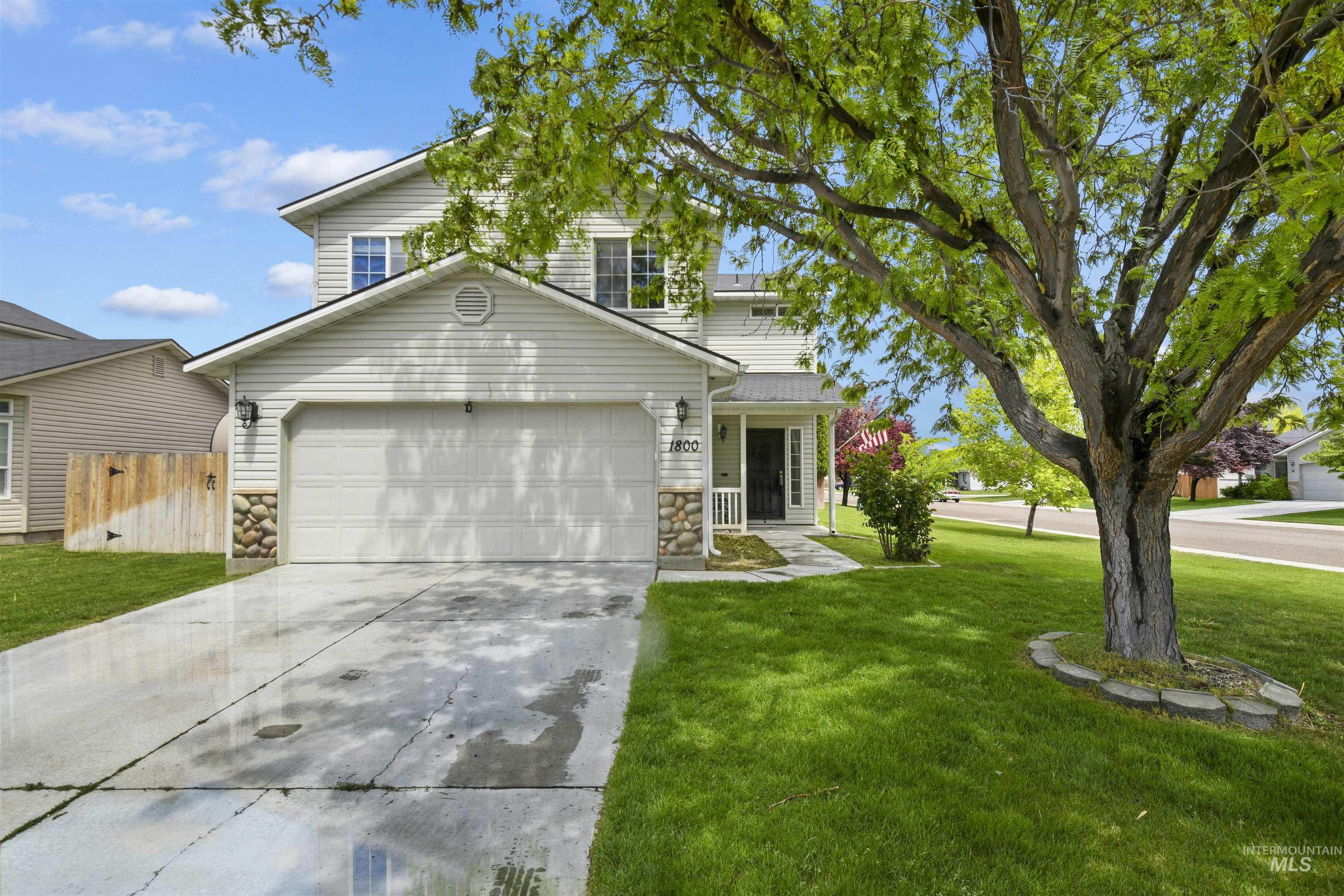 1800 W Owyhee Ave, Nampa, Idaho 83651, 3 Bedrooms, 2.5 Bathrooms, Residential For Sale, Price $369,900, 98947103