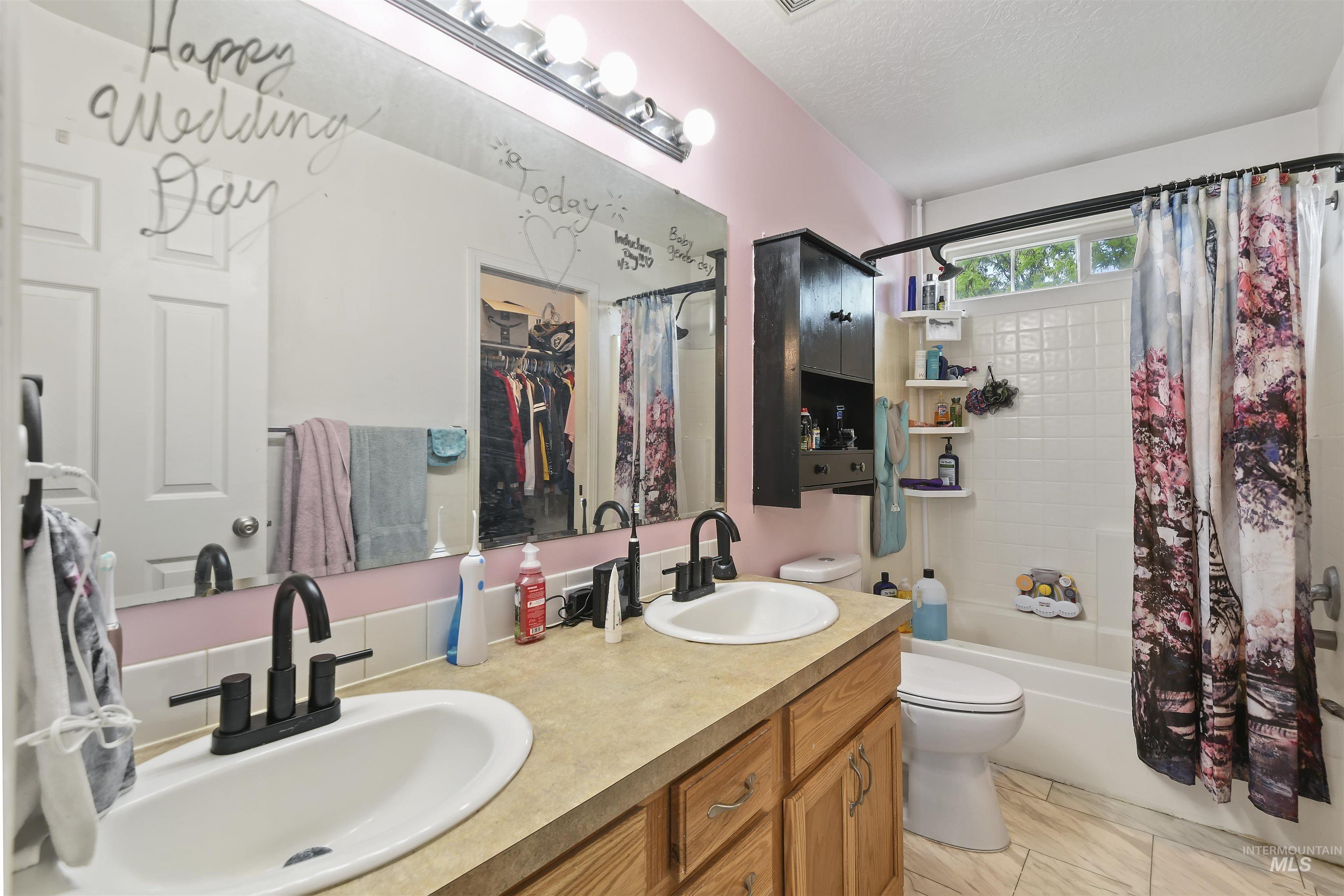 1800 W Owyhee Ave, Nampa, Idaho 83651, 3 Bedrooms, 2.5 Bathrooms, Residential For Sale, Price $369,900, 98947103