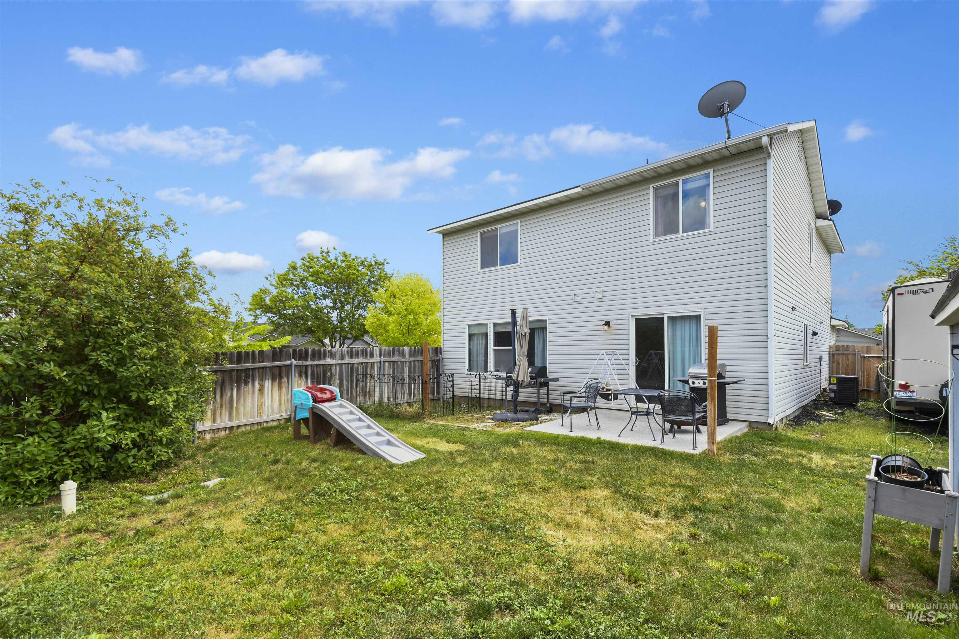 1800 W Owyhee Ave, Nampa, Idaho 83651, 3 Bedrooms, 2.5 Bathrooms, Residential For Sale, Price $369,900, 98947103