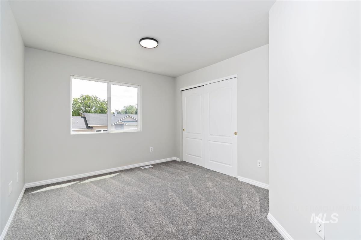16953 N Pamela's Loop, Nampa, Idaho 83651, 2 Bedrooms, 2 Bathrooms, Residential Income For Sale, Price $839,900, 98947133