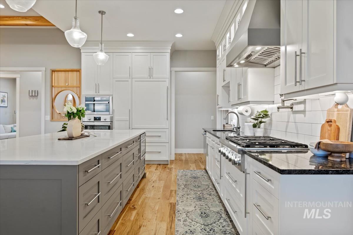 4570 W Salix Drive, Meridian, Idaho 83646, 3 Bedrooms, 2.5 Bathrooms, Residential For Sale, Price $1,699,000, 98947140