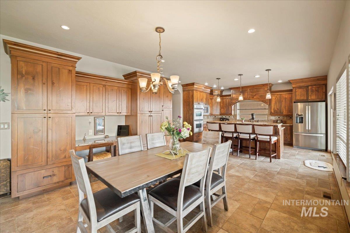 1270 Hillcrest Dr., Vale, Oregon 97918, 3 Bedrooms, 4 Bathrooms, Farm & Ranch For Sale, Price $2,400,000, 98947142