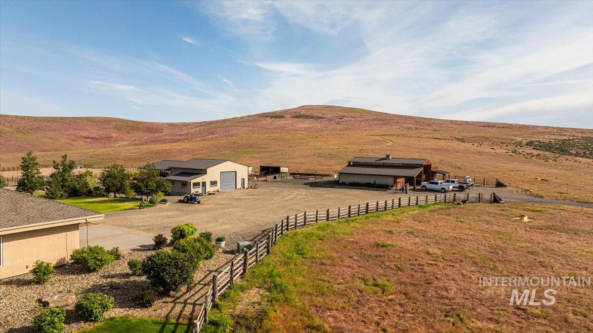 1270 Hillcrest Dr., Vale, Oregon 97918, 3 Bedrooms, 4 Bathrooms, Farm & Ranch For Sale, Price $2,400,000, 98947142