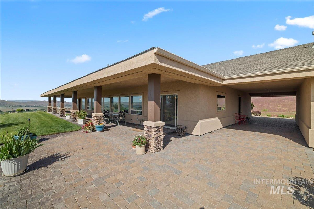 1270 Hillcrest Dr., Vale, Oregon 97918, 3 Bedrooms, 4 Bathrooms, Farm & Ranch For Sale, Price $2,400,000, 98947142