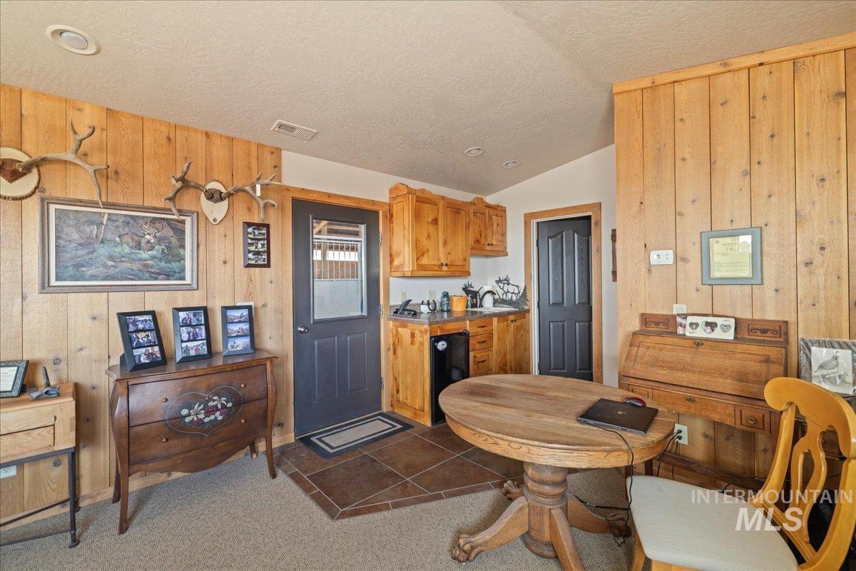 1270 Hillcrest Dr., Vale, Oregon 97918, 3 Bedrooms, 4 Bathrooms, Farm & Ranch For Sale, Price $2,400,000, 98947142