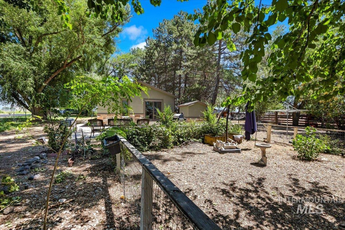 169 W 200 N, Jerome, Idaho 83316, 4 Bedrooms, 2 Bathrooms, Residential For Sale, Price $669,900, 98947182