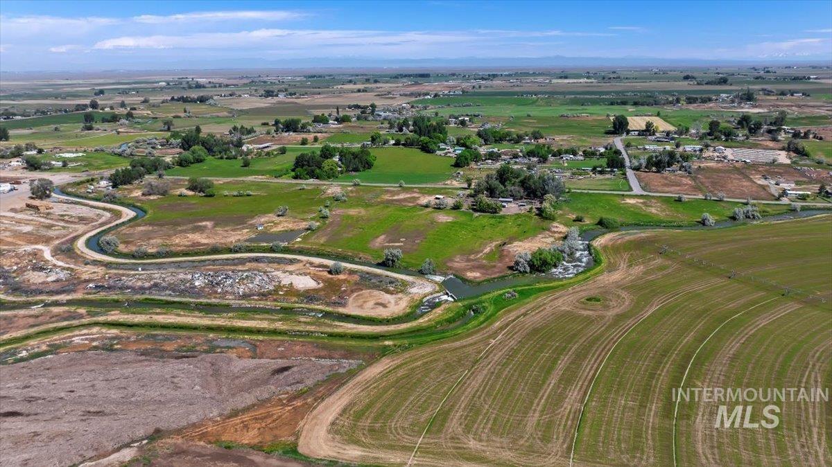 169 W 200 N, Jerome, Idaho 83316, 4 Bedrooms, 2 Bathrooms, Residential For Sale, Price $669,900, 98947182