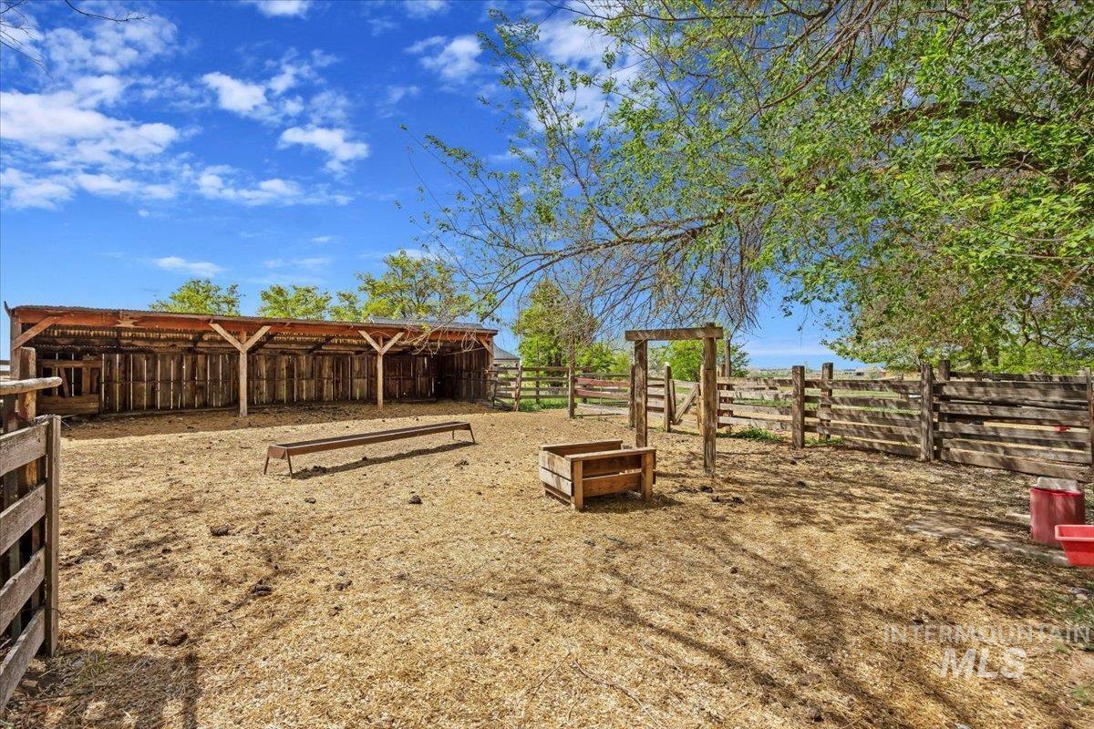 169 W 200 N, Jerome, Idaho 83316, 4 Bedrooms, 2 Bathrooms, Residential For Sale, Price $669,900, 98947182