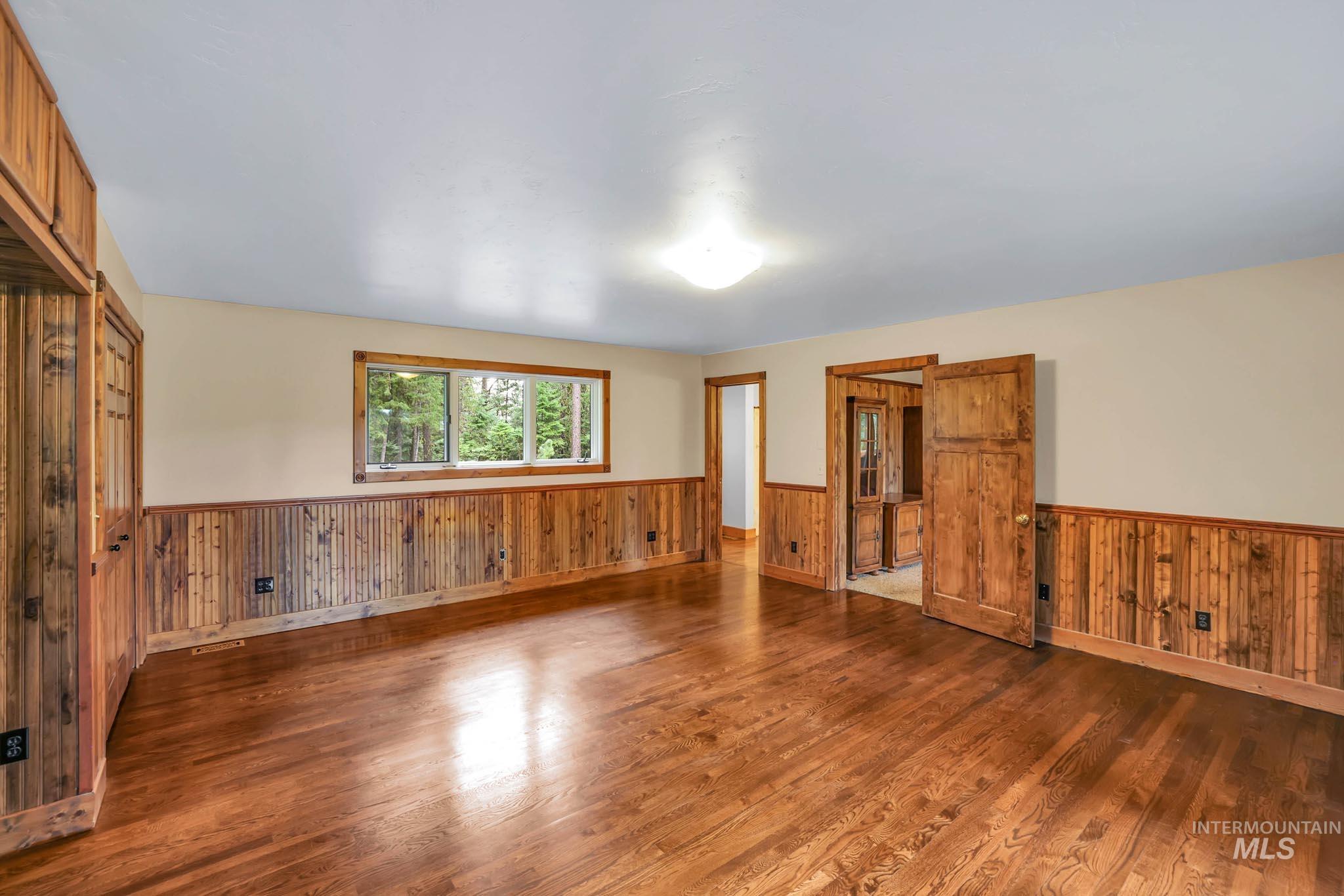 255 Rio Vista Blvd, McCall, Idaho 83638, 5 Bedrooms, 5 Bathrooms, Residential For Sale, Price $2,200,000, 98947187