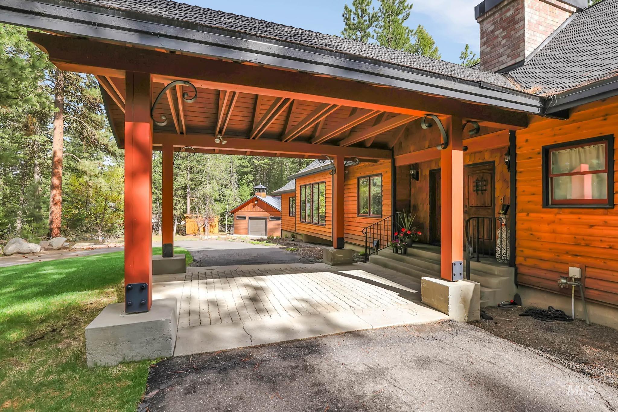 255 Rio Vista Blvd, McCall, Idaho 83638, 5 Bedrooms, 5 Bathrooms, Residential For Sale, Price $2,200,000, 98947187