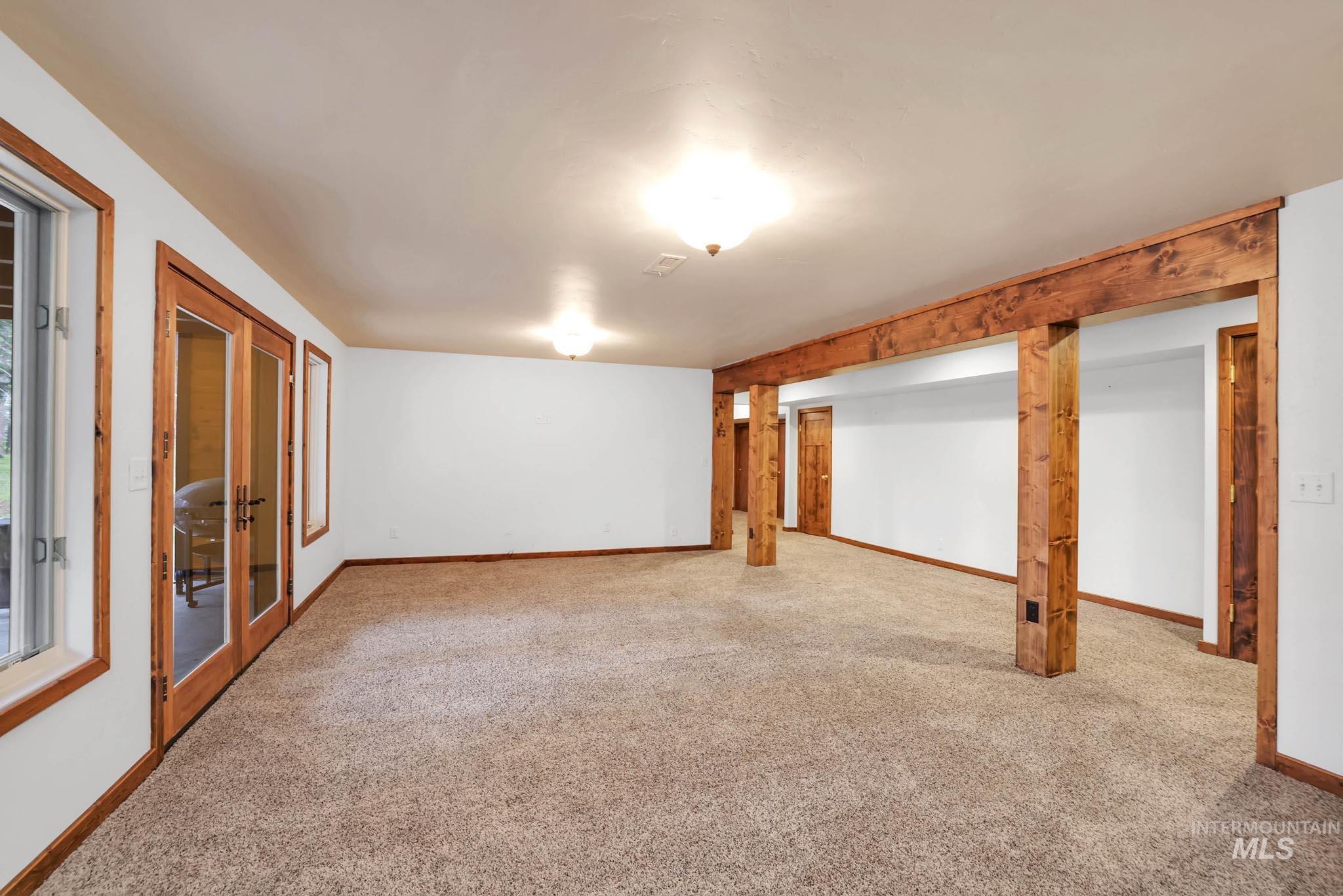 255 Rio Vista Blvd, McCall, Idaho 83638, 5 Bedrooms, 5 Bathrooms, Residential For Sale, Price $2,200,000, 98947187
