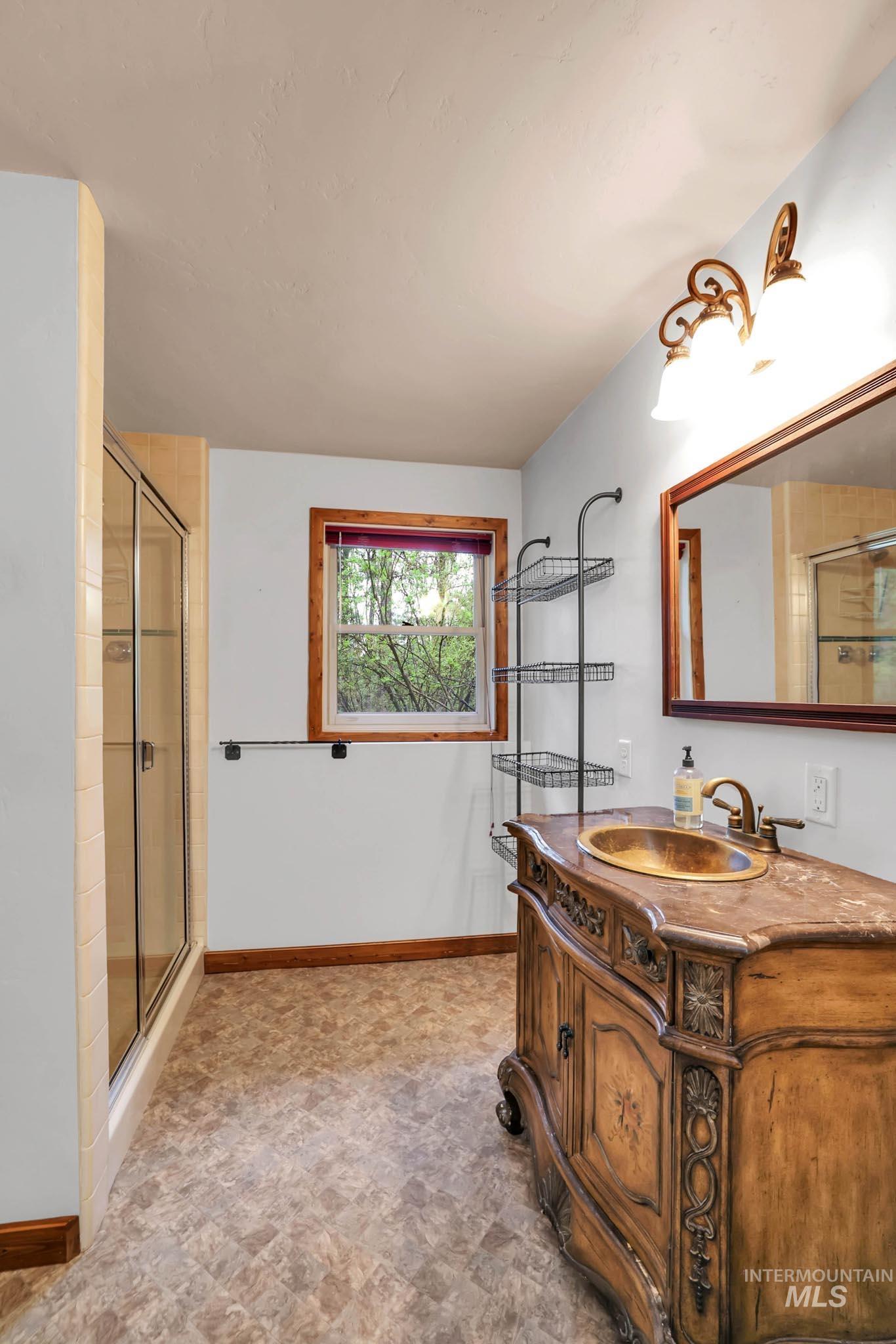 255 Rio Vista Blvd, McCall, Idaho 83638, 5 Bedrooms, 5 Bathrooms, Residential For Sale, Price $2,200,000, 98947187