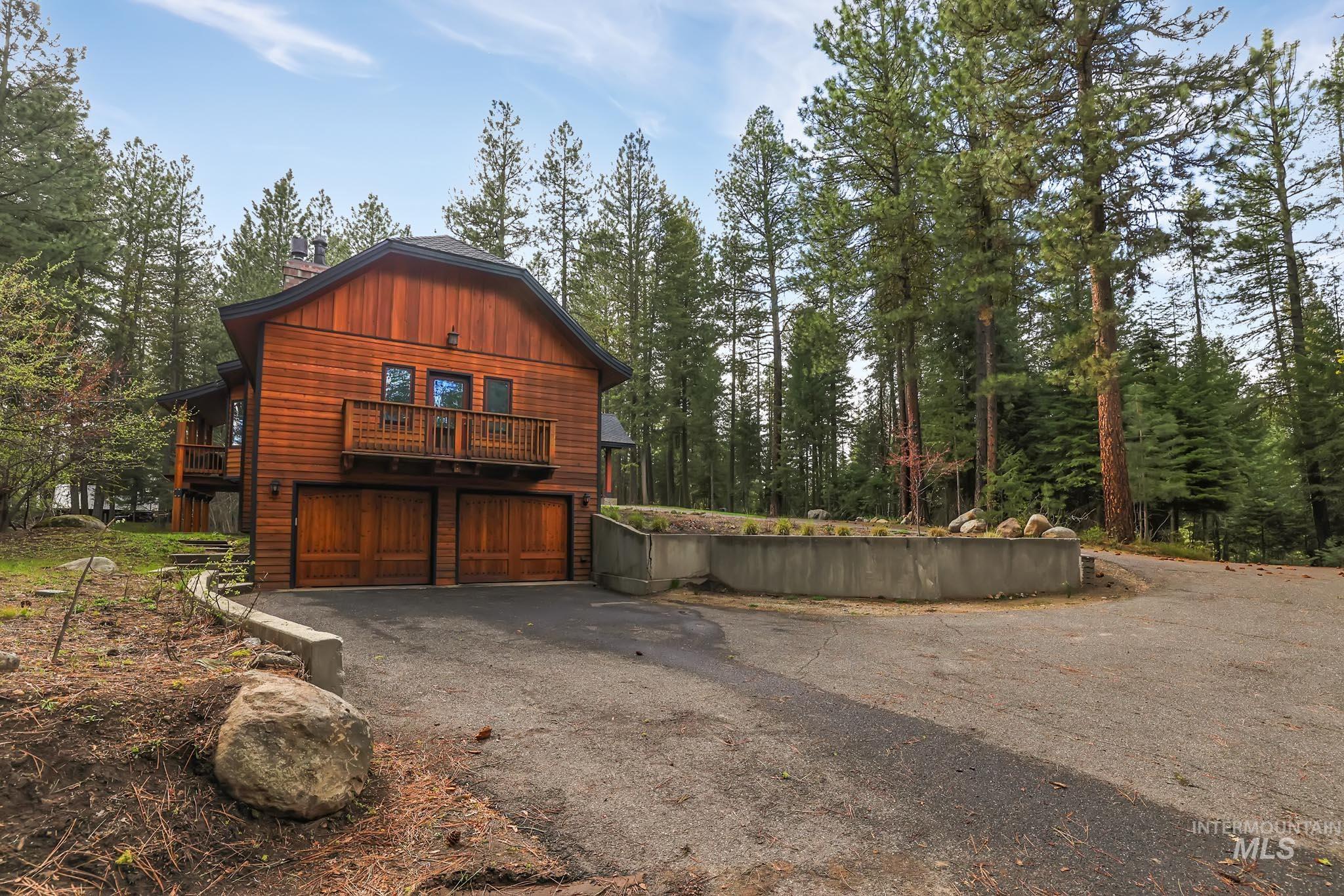 255 Rio Vista Blvd, McCall, Idaho 83638, 5 Bedrooms, 5 Bathrooms, Residential For Sale, Price $2,200,000, 98947187