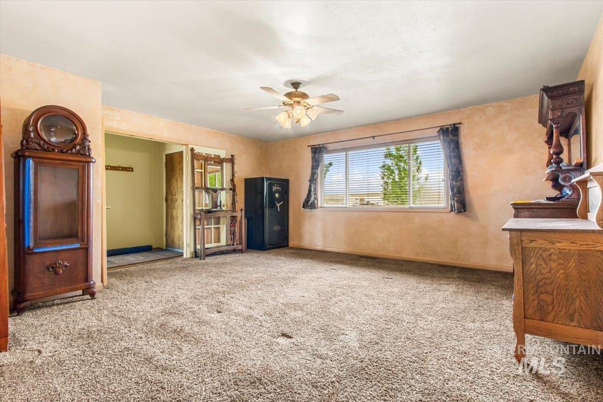 368 W King Rd., Kuna, Idaho 83634, 3 Bedrooms, 2 Bathrooms, Residential For Sale, Price $795,900, 98947206