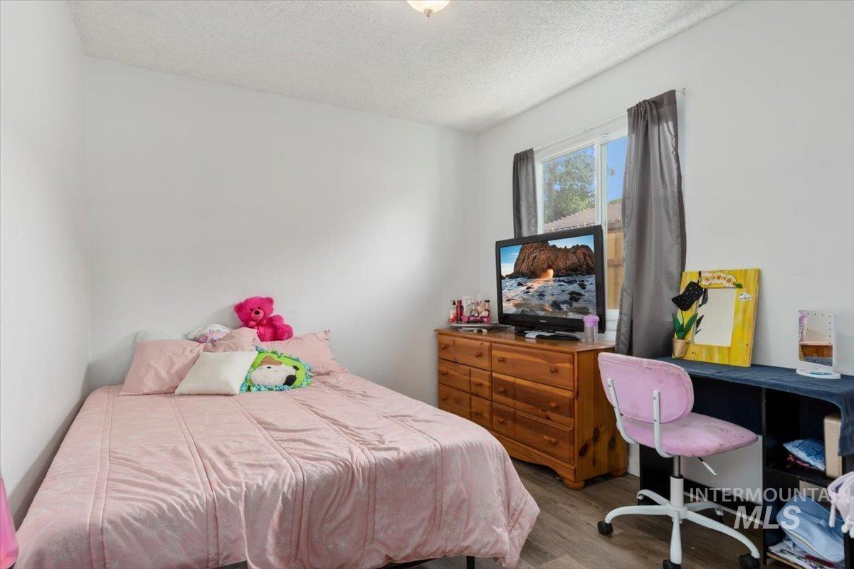 107 Nogales, Caldwell, Idaho 83605, 3 Bedrooms, 1 Bathroom, Residential For Sale, Price $334,000, 98947215