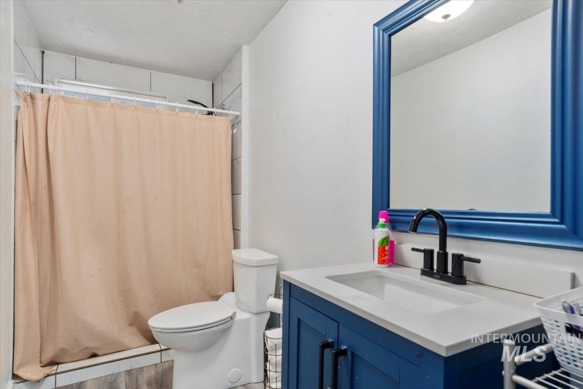 107 Nogales, Caldwell, Idaho 83605, 3 Bedrooms, 1 Bathroom, Residential For Sale, Price $334,000, 98947215