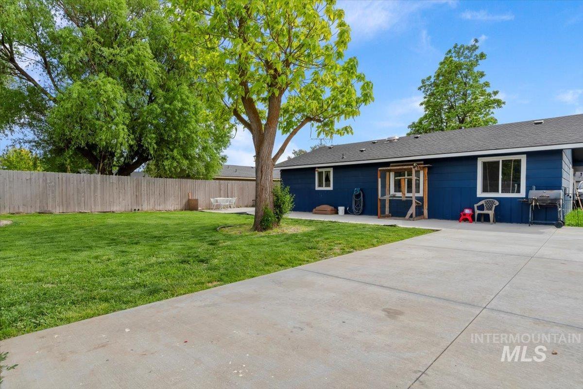 107 Nogales, Caldwell, Idaho 83605, 3 Bedrooms, 1 Bathroom, Residential For Sale, Price $334,000, 98947215