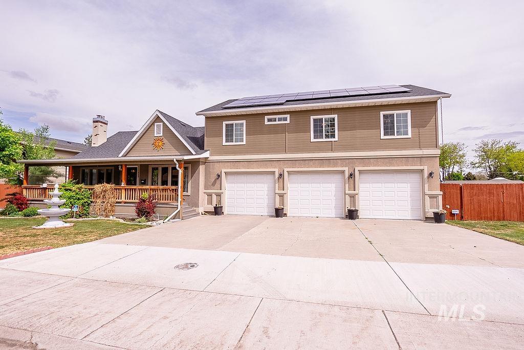 720 E Main St, Jerome, Idaho 83338, 6 Bedrooms, 4.5 Bathrooms, Residential For Sale, Price $599,900, 98947239