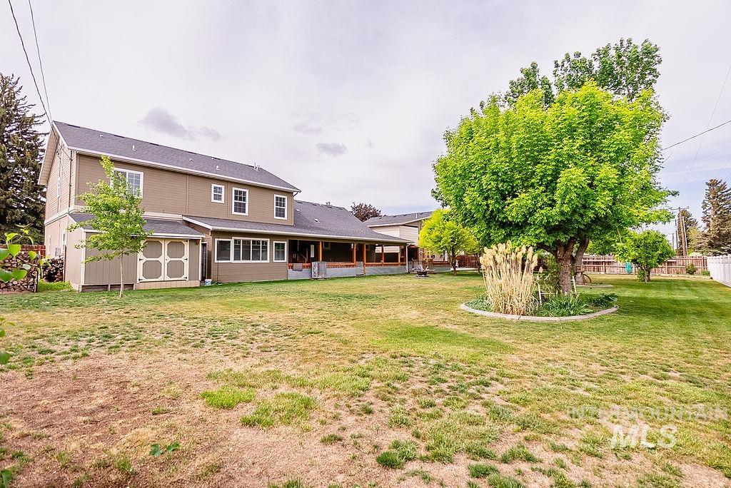 720 E Main St, Jerome, Idaho 83338, 6 Bedrooms, 4.5 Bathrooms, Residential For Sale, Price $599,900, 98947239