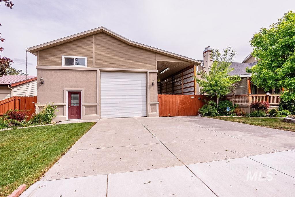 720 E Main St, Jerome, Idaho 83338, 6 Bedrooms, 4.5 Bathrooms, Residential For Sale, Price $599,900, 98947239