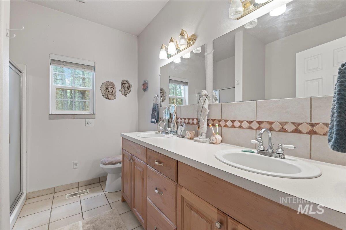 42 Hiatt Circle, Idaho City, Idaho 83631-4208, 3 Bedrooms, 2.5 Bathrooms, Residential For Sale, Price $449,000, 98947261