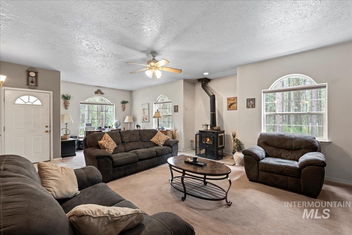 42 Hiatt Circle, Idaho City, Idaho 83631-4208, 3 Bedrooms, 2.5 Bathrooms, Residential For Sale, Price $449,000, 98947261