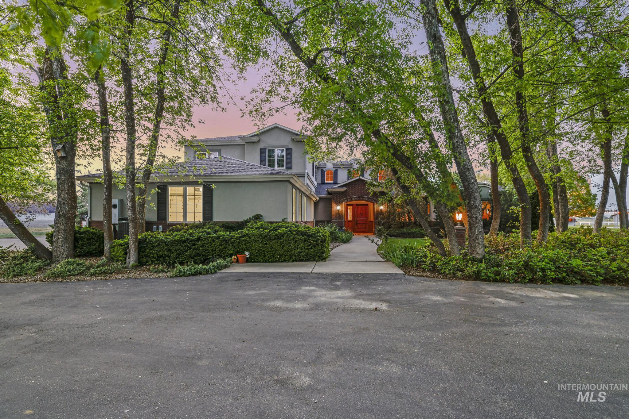 1526 Highway 26, Gooding, Idaho 83330, 4 Bedrooms, 5.5 Bathrooms, Residential For Sale, Price $3,990,000, 98947267