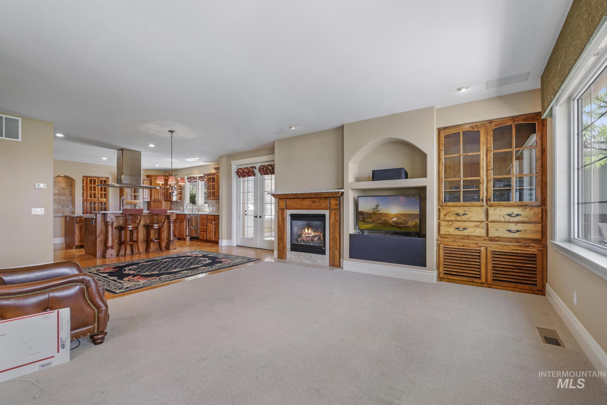 1526 Highway 26, Gooding, Idaho 83330, 4 Bedrooms, 5.5 Bathrooms, Residential For Sale, Price $3,990,000, 98947267