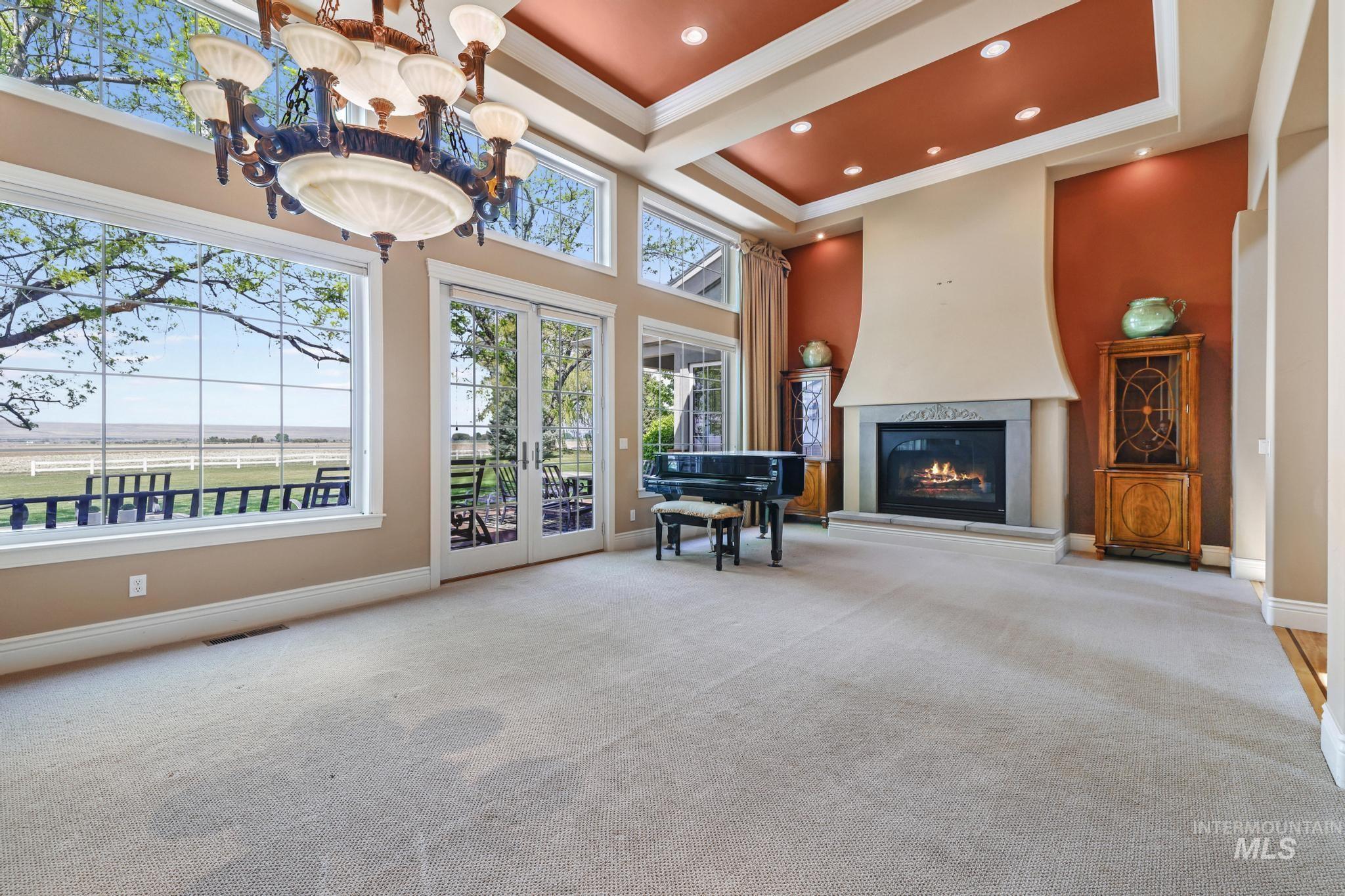 1526 Highway 26, Gooding, Idaho 83330, 4 Bedrooms, 5.5 Bathrooms, Residential For Sale, Price $3,990,000, 98947267