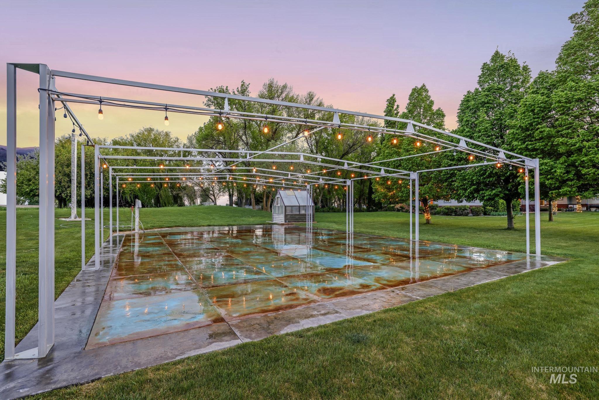 1526 Highway 26, Gooding, Idaho 83330, 4 Bedrooms, 5.5 Bathrooms, Residential For Sale, Price $3,990,000, 98947267
