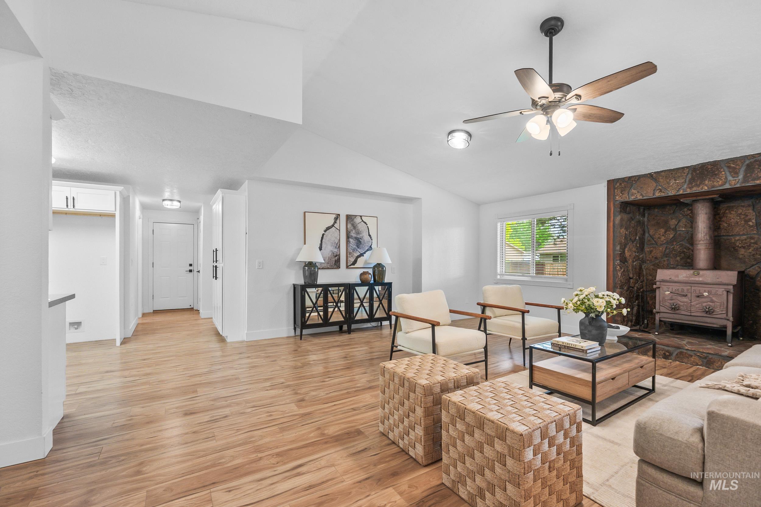 11175 W Hinsdale Street, Boise, Idaho 83713, 5 Bedrooms, 3 Bathrooms, Residential For Sale, Price $679,900, 98947269