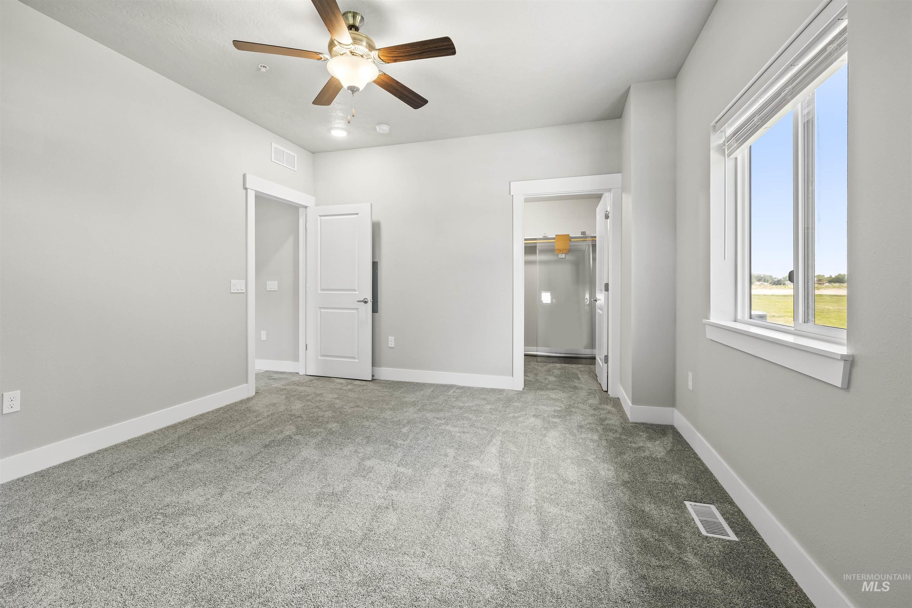 5021 Hamlet Ln., Caldwell, Idaho 83607, 3 Bedrooms, 2 Bathrooms, Residential Income For Sale, Price $2,400,000, 98947281