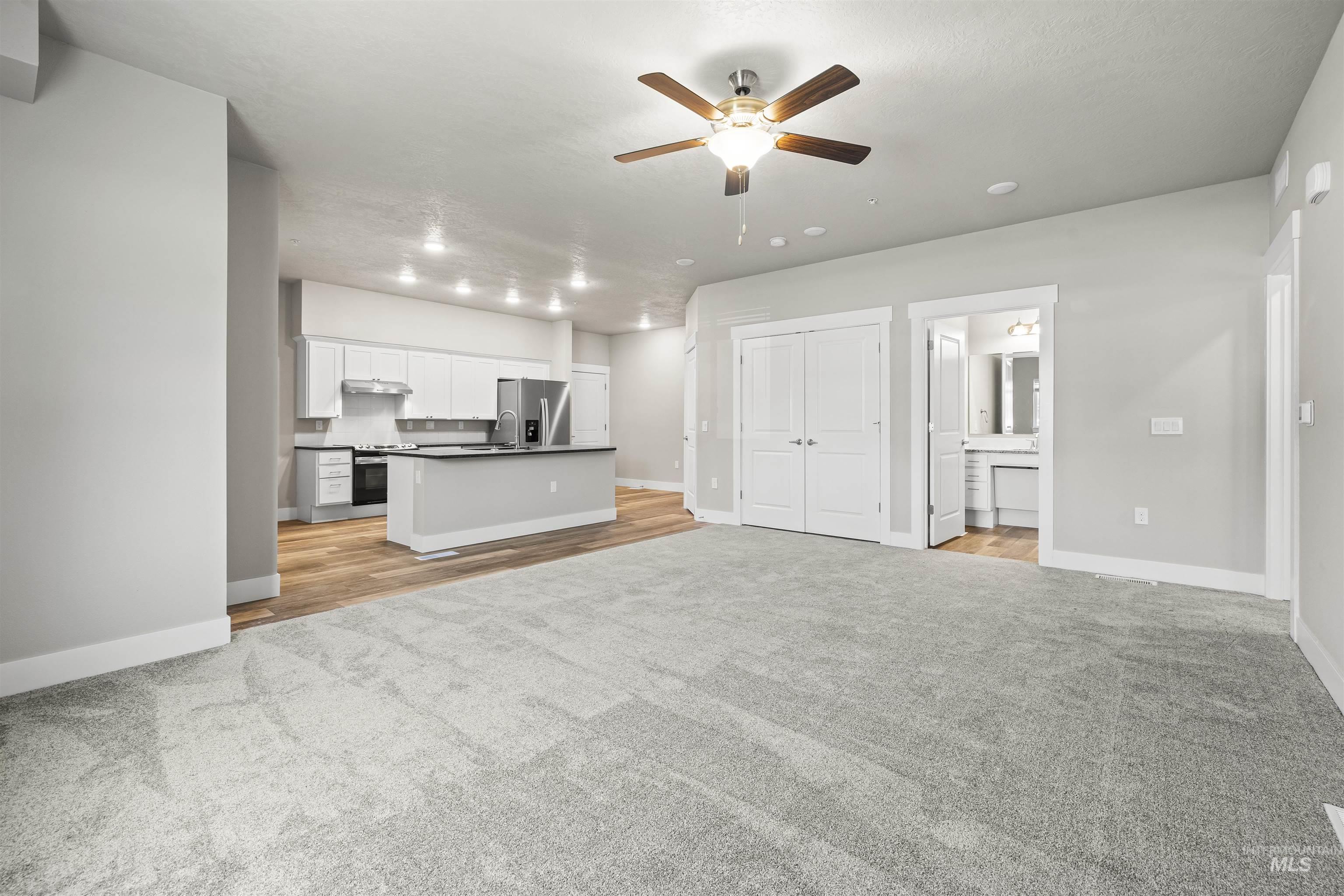 5021 Hamlet Ln., Caldwell, Idaho 83607, 3 Bedrooms, 2 Bathrooms, Residential Income For Sale, Price $2,400,000, 98947281