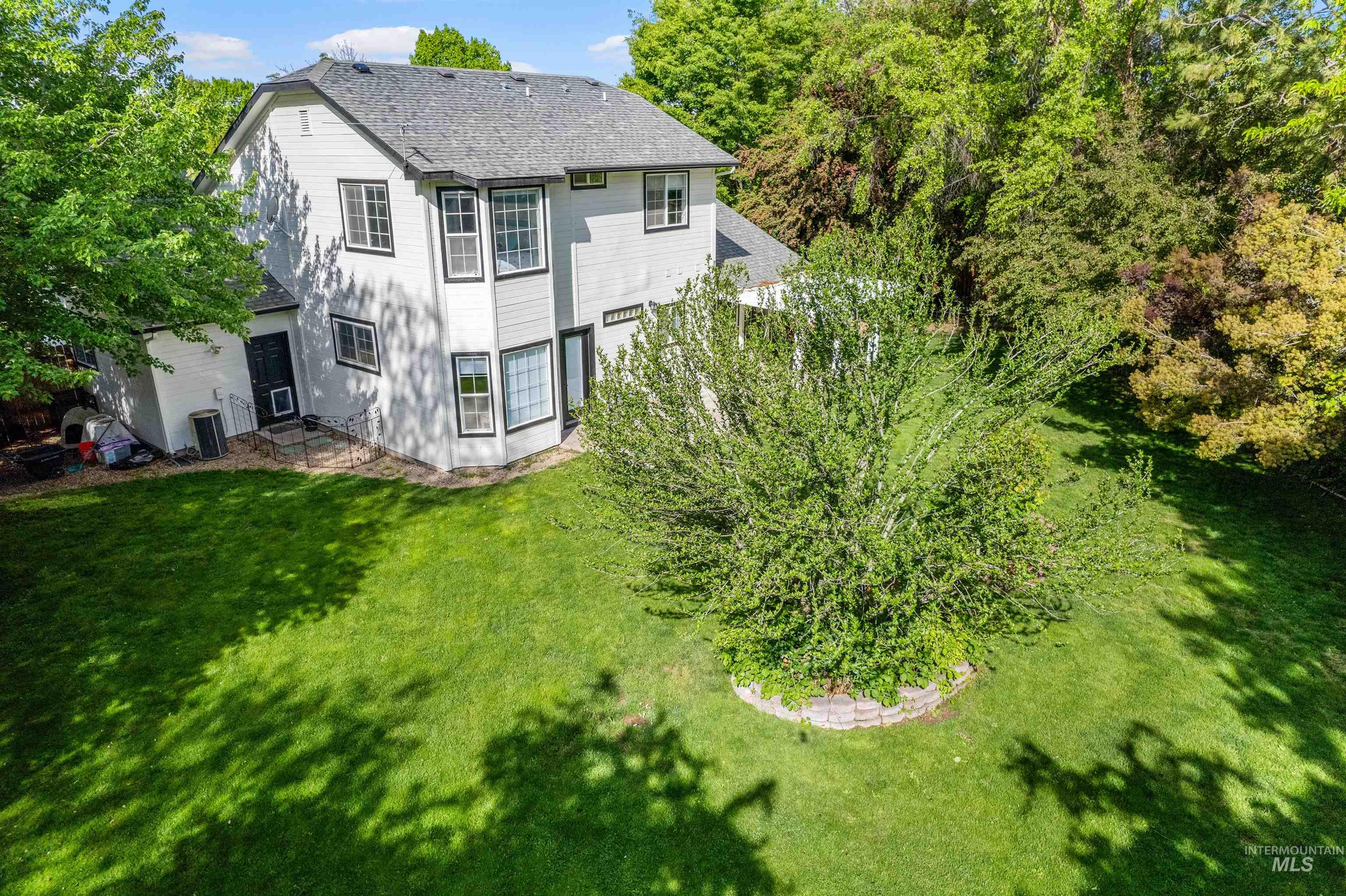 3832 W Aspen Creek Ct, Meridian, Idaho 83642, 3 Bedrooms, 2.5 Bathrooms, Residential For Sale, Price $574,990, 98947298