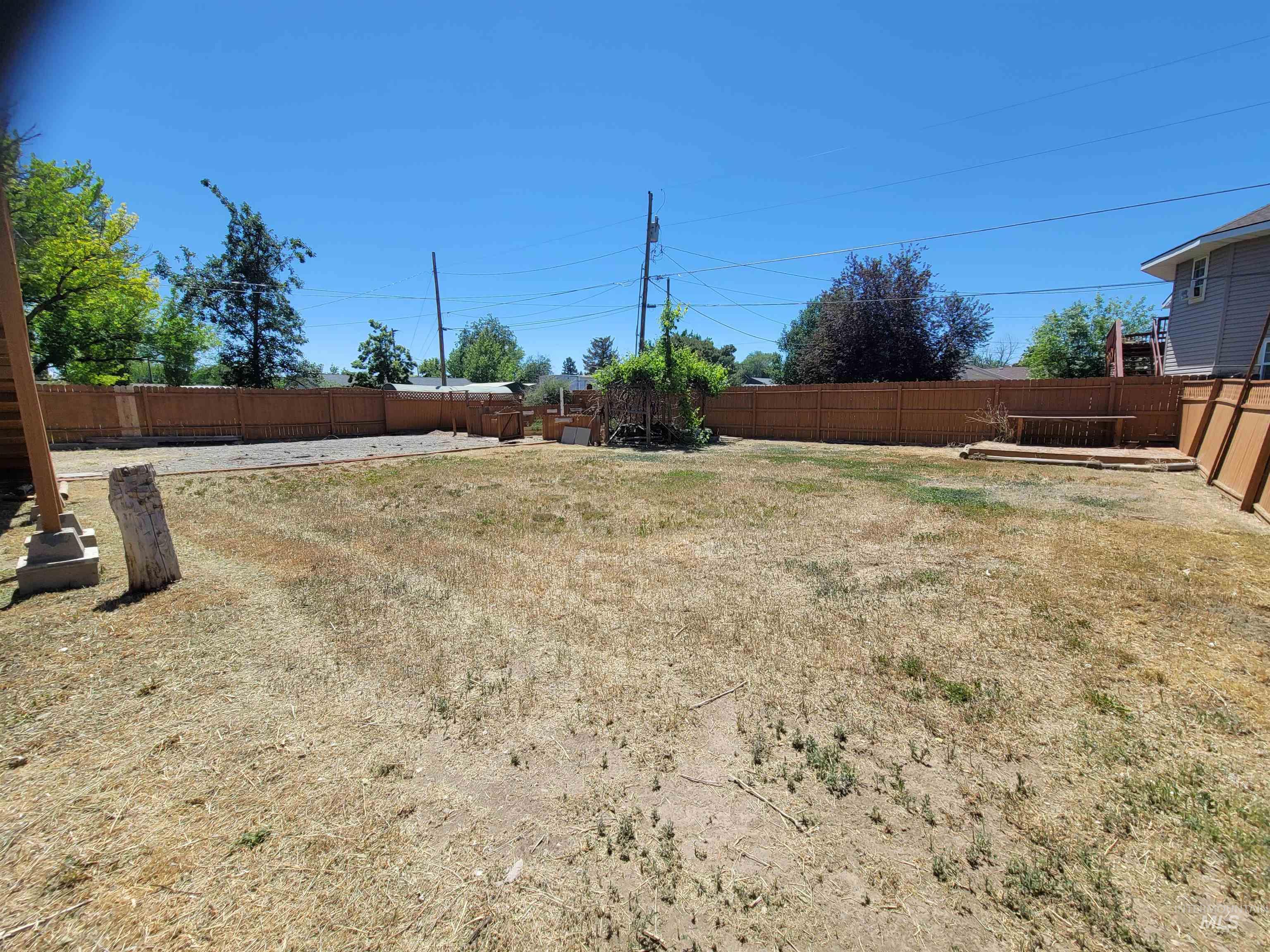 341 Birch St S, Kimberly, Idaho 83341, 9 Bedrooms, 4 Bathrooms, Residential For Sale, Price $475,000, 98947310