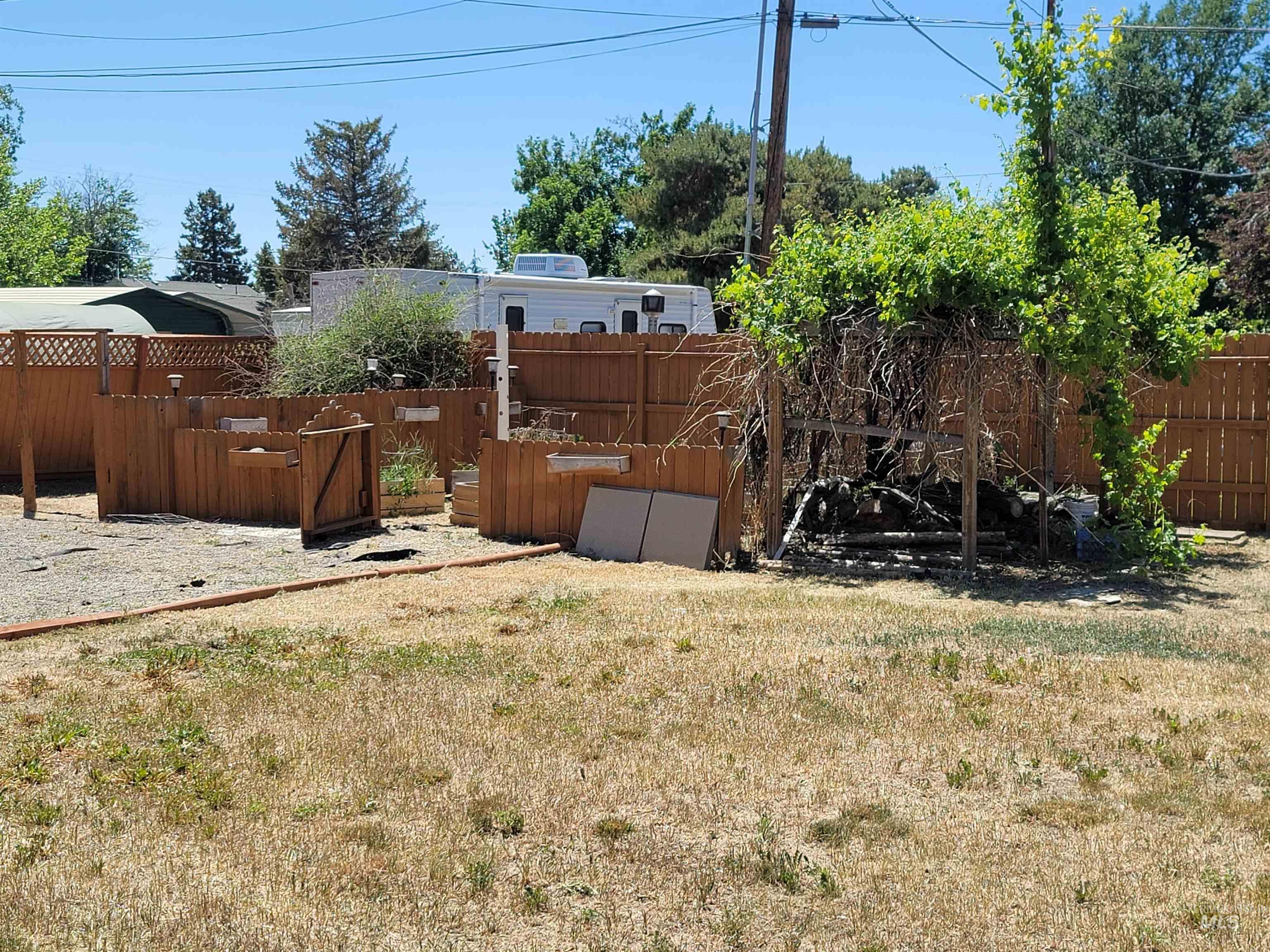 341 Birch St S, Kimberly, Idaho 83341, 9 Bedrooms, 4 Bathrooms, Residential For Sale, Price $475,000, 98947310