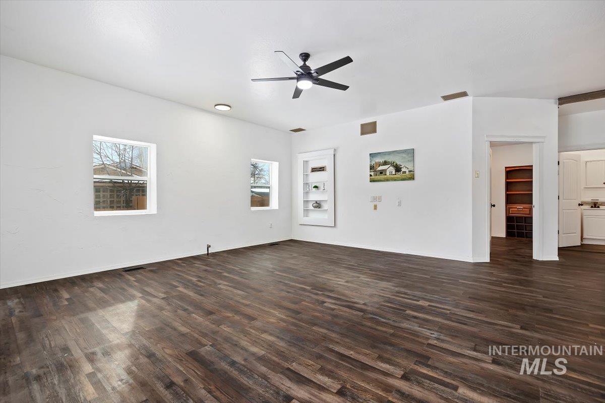 341 Birch St S, Kimberly, Idaho 83341, 9 Bedrooms, 4 Bathrooms, Residential For Sale, Price $475,000, 98947310