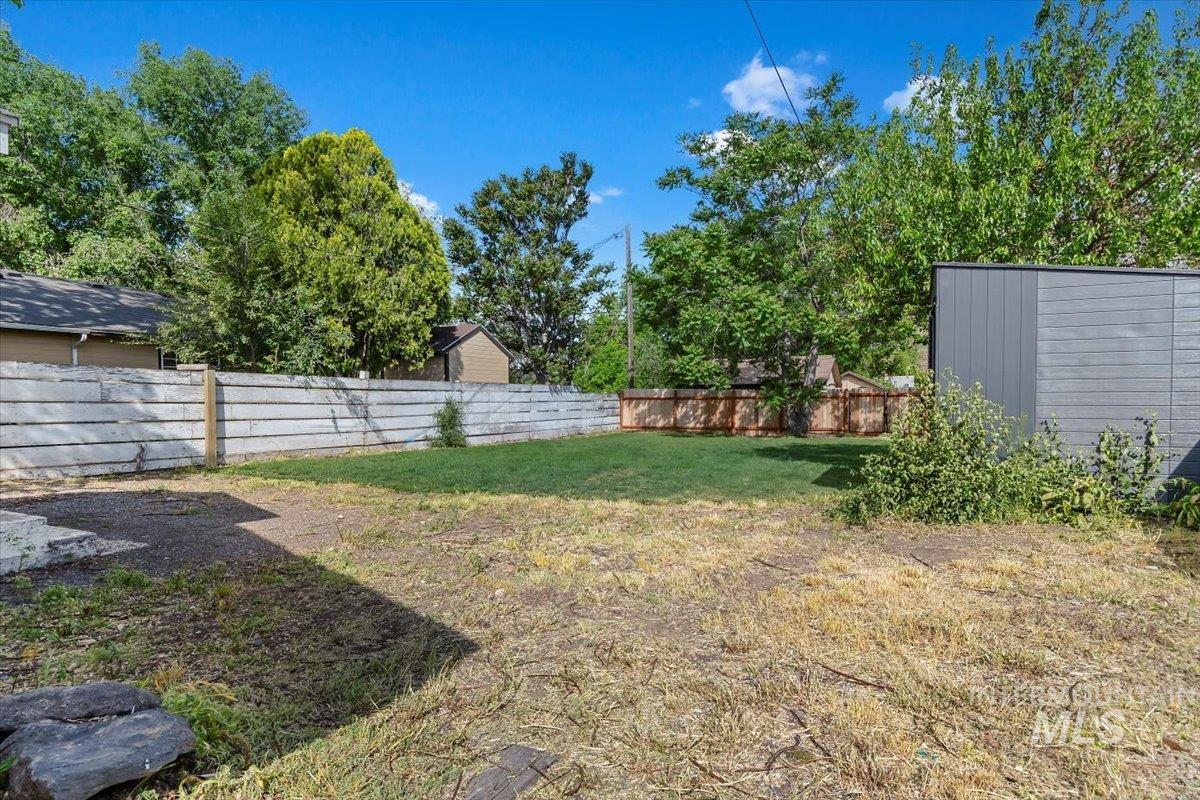 511 N 10th Ave N, Nampa, Idaho 83687, 2 Bedrooms, 1 Bathroom, Residential For Sale, Price $334,900, 98947317